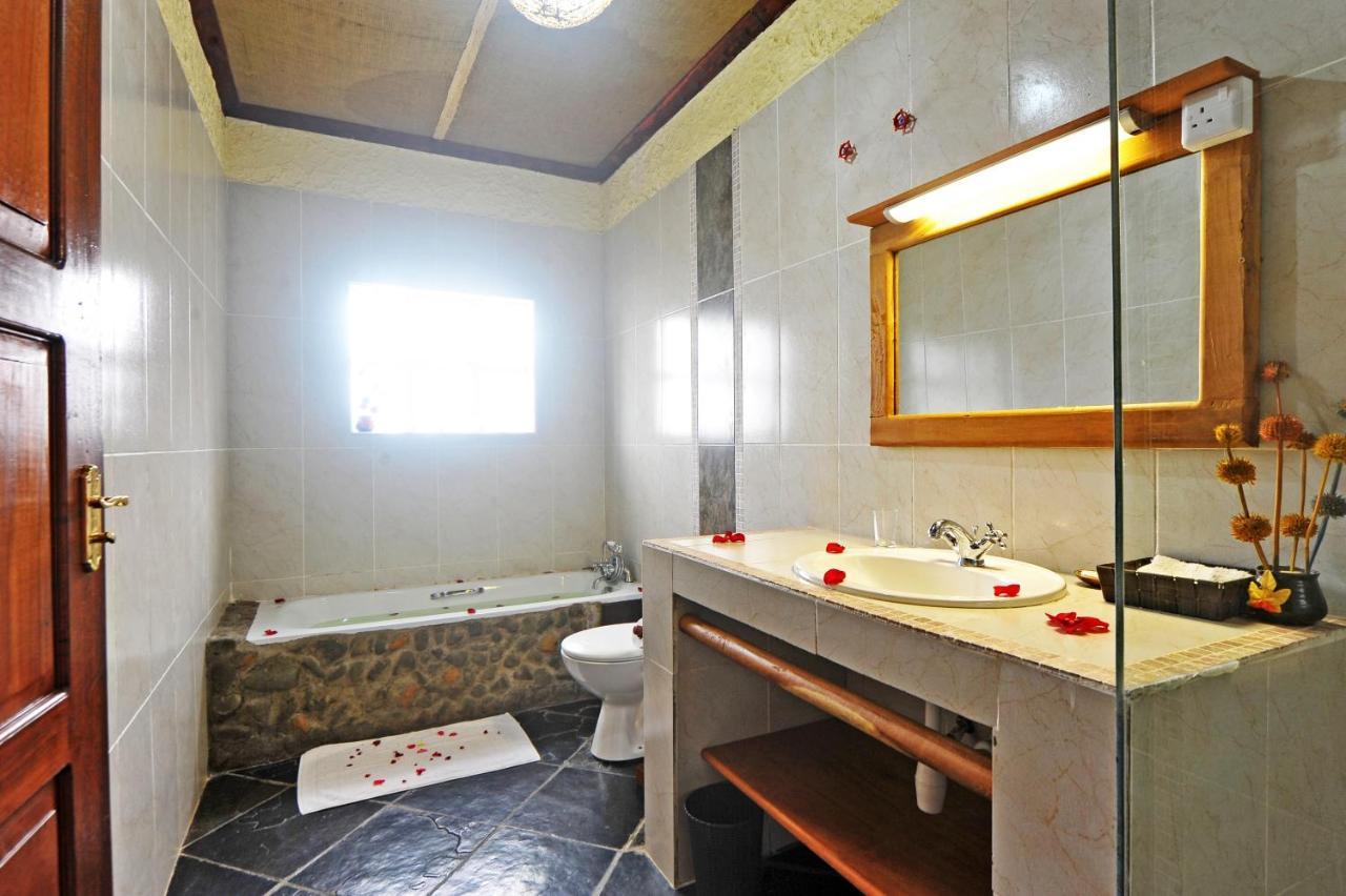 Mwanzo Lodge ナイバシャ エクステリア 写真