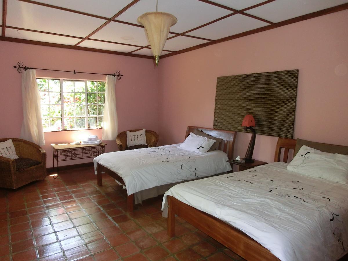 Mwanzo Lodge ナイバシャ エクステリア 写真