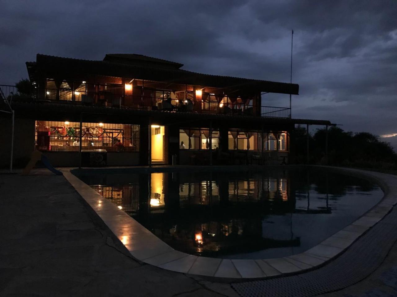 Mwanzo Lodge ナイバシャ エクステリア 写真